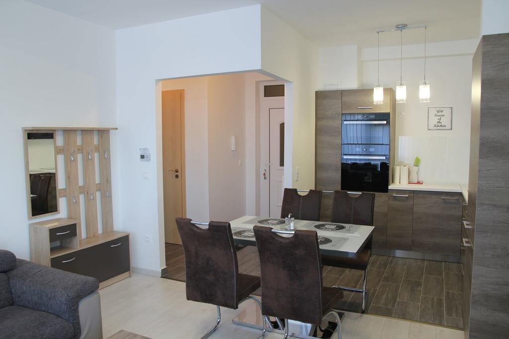 Urban Apartman Apartment Miskolc Ngoại thất bức ảnh